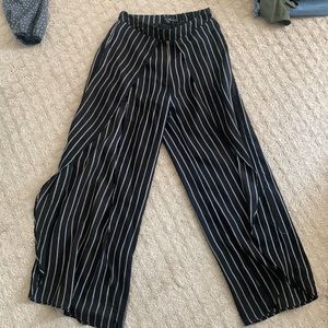 Flowy pants with slit and shorts under, worn once